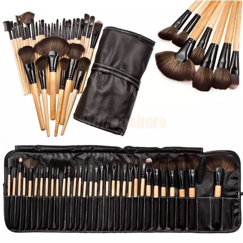 NWT Synthetic 32pc Make Up Brush Set